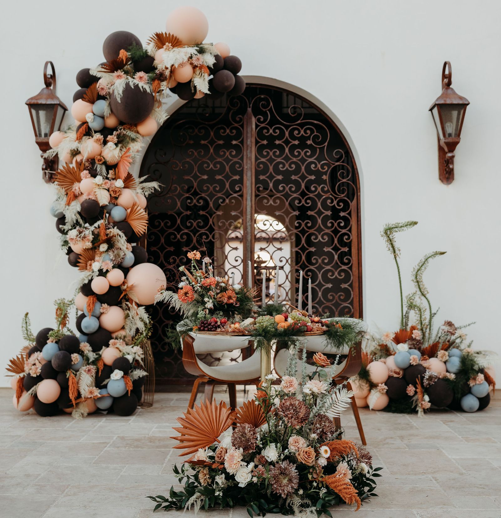Moder Desert Muse -- Styled Shoot